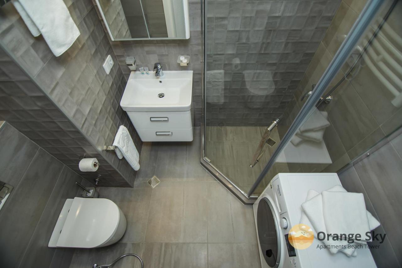 Orange Sky Apartments Beach Tower Batumi Bagian luar foto