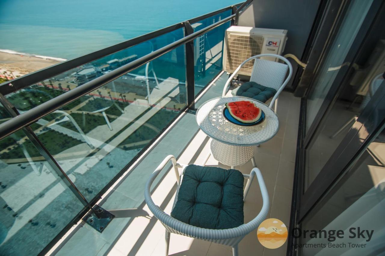Orange Sky Apartments Beach Tower Batumi Bagian luar foto